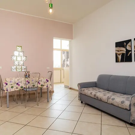 Casa Cairoli * Catânia